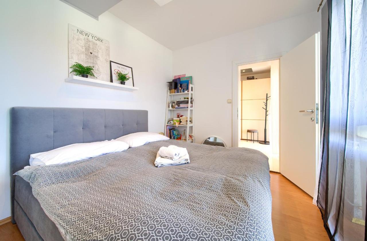 Luxury Apartments Vanessa, Njivice Extérieur photo