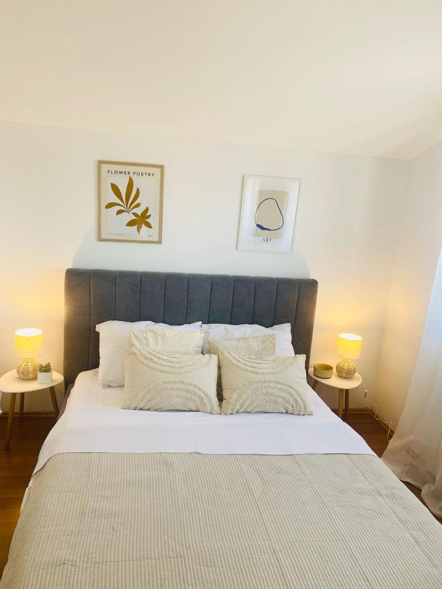 Luxury Apartments Vanessa, Njivice Extérieur photo
